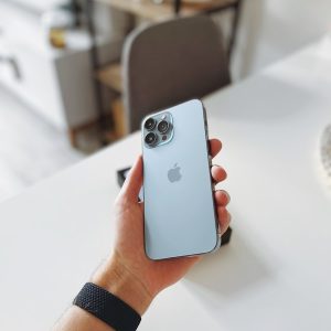 iPhone 13 128GB Midnight (Negro Noche)